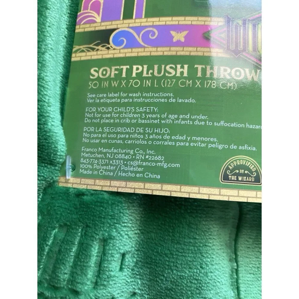 WICKED Elphaba Hats On It Embossed Emerald Green Soft Throw Blanket 50 X 70” NEW